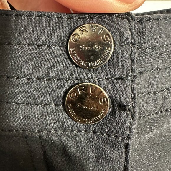 Orvis Passport capris, size 20, black, pockets, adjustable toggles at hems - Picture 5 of 12